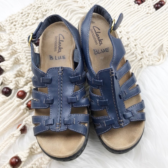 clarks leather comfort wedge sandals